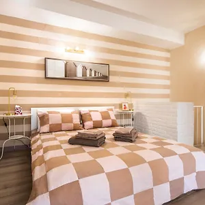 https://reggio-center-lovely-apartments.emilia-romagnahotels.net